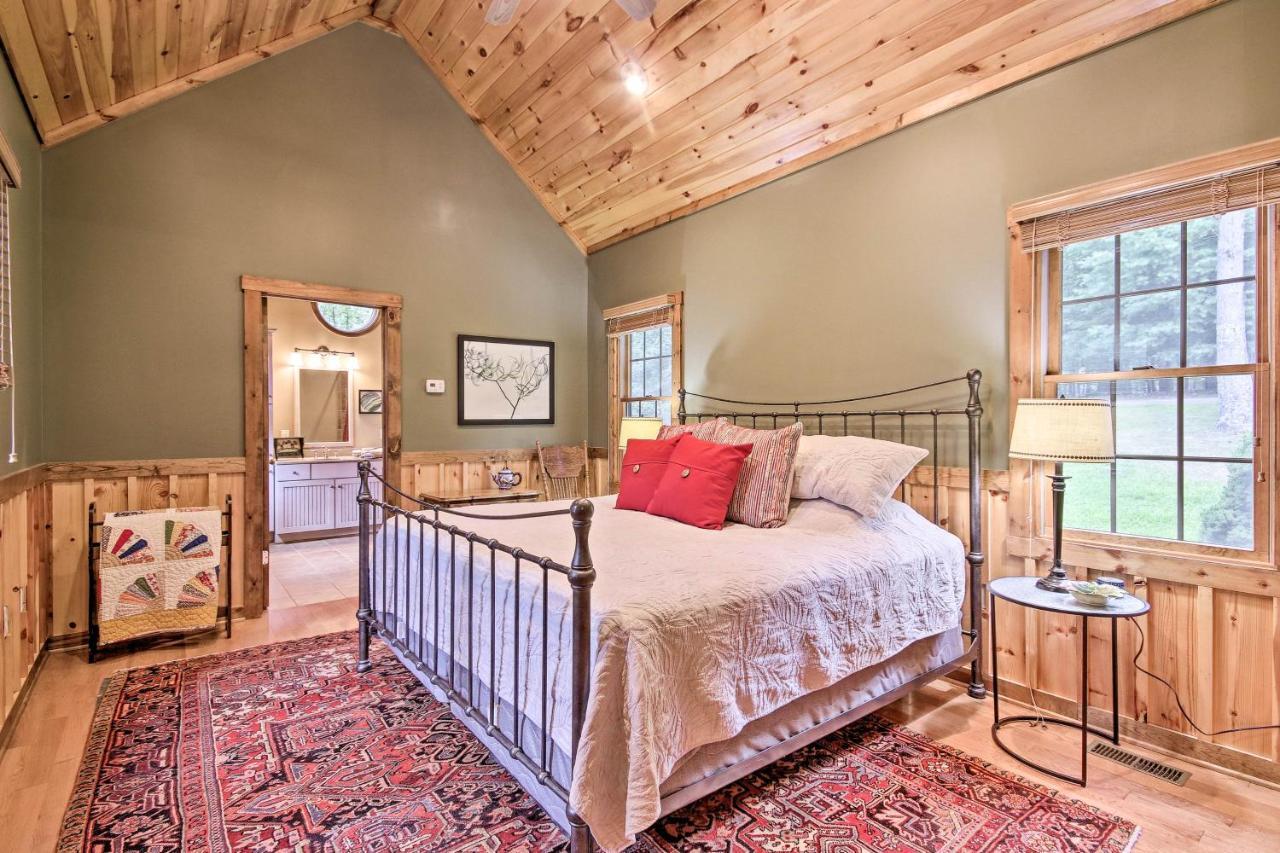 Creekside Berkeley Springs Cabin On 35 Acres! Exterior photo